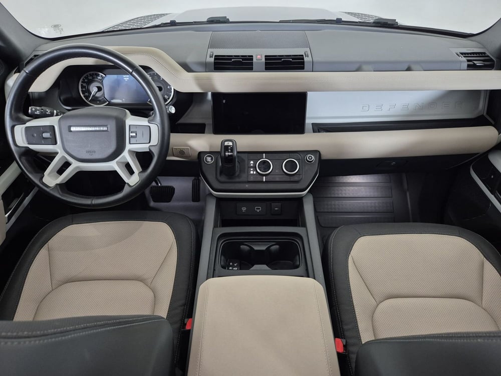 Land Rover Defender usata a Torino (4)