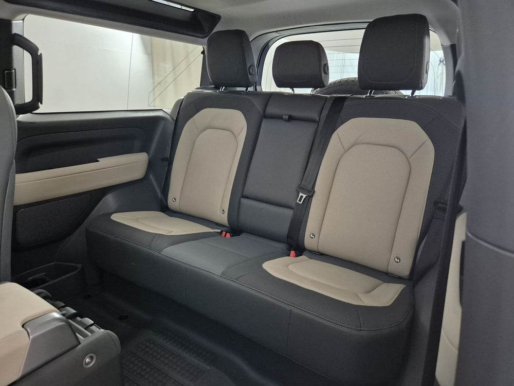 Land Rover Defender usata a Torino (5)