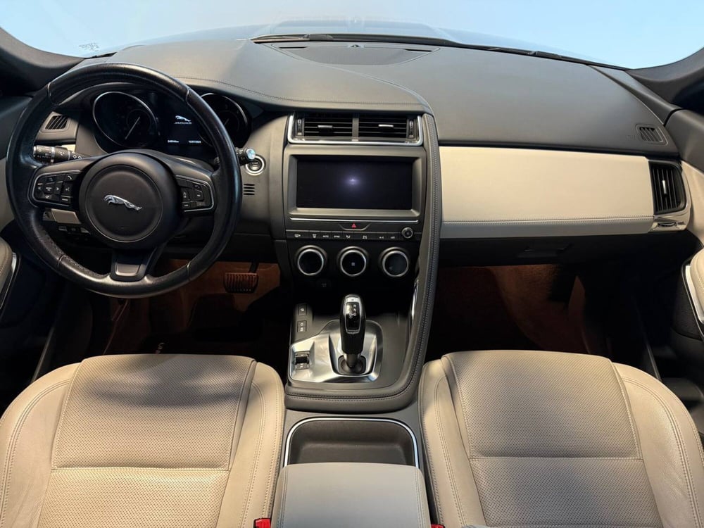 Jaguar E-Pace usata a Alessandria (4)