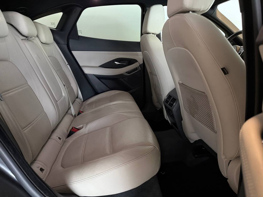 Jaguar E-Pace usata a Alessandria (5)