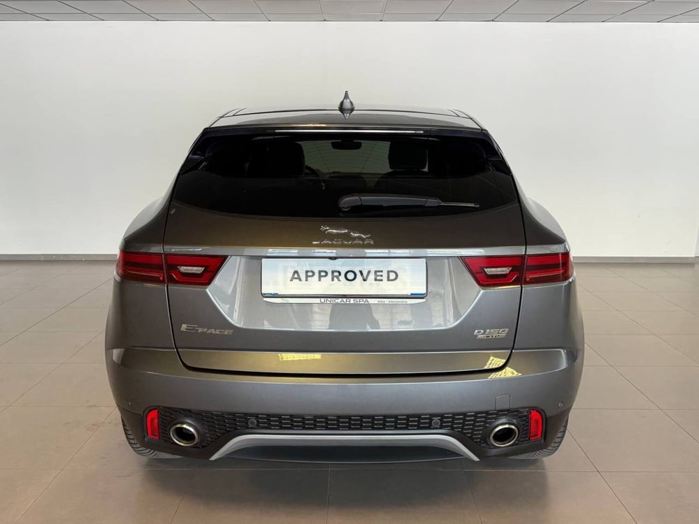 Jaguar E-Pace usata a Alessandria (7)
