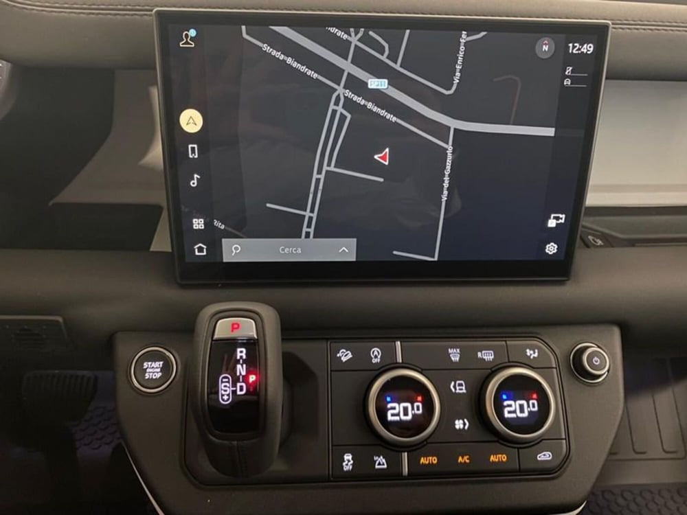 Land Rover Defender usata a Novara (20)