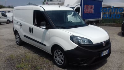 Fiat Dobl&ograve; Furgone 1.6 MJT 105CV PL-TA Cargo Maxi XL Lamierato SX 3 posti del 2020 usata a Torino