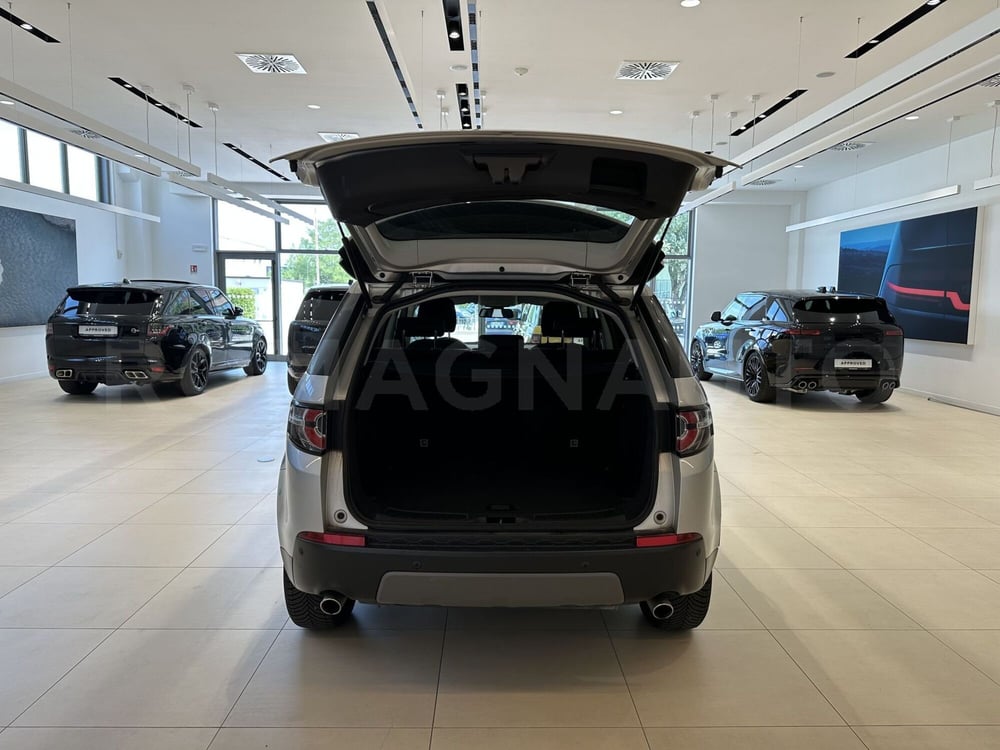 Land Rover Discovery Sport usata a Forlì-Cesena (7)