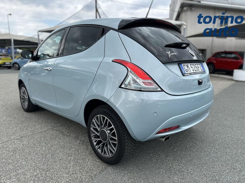Lancia Ypsilon usata a Torino (5)