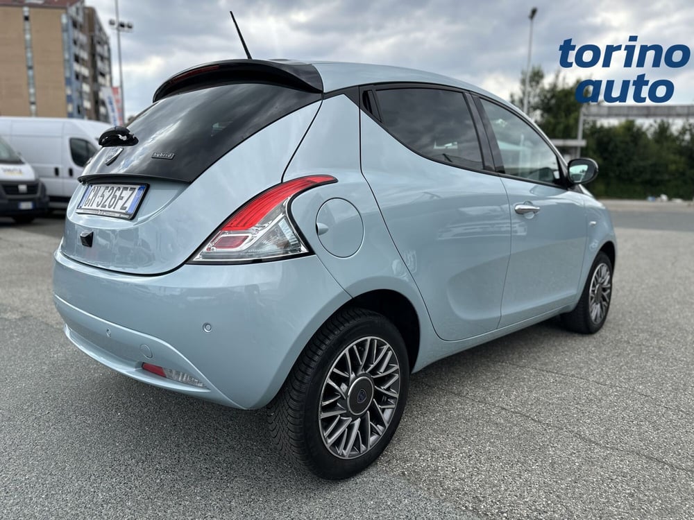 Lancia Ypsilon usata a Torino (7)
