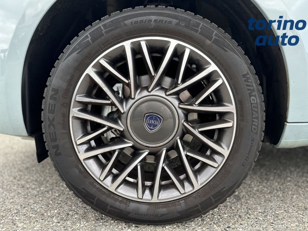 Lancia Ypsilon usata a Torino (9)