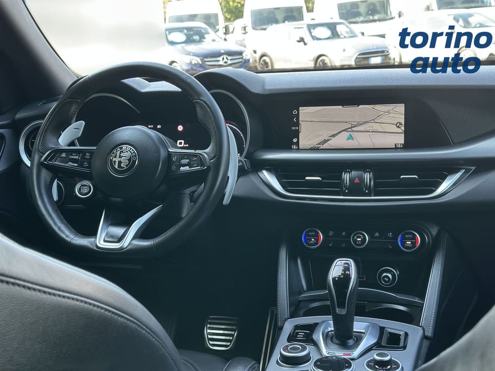 Alfa Romeo Stelvio usata a Torino (17)