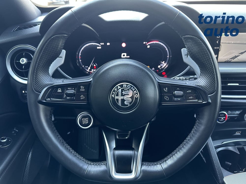 Alfa Romeo Stelvio usata a Torino (18)
