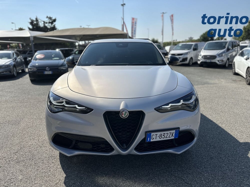 Alfa Romeo Stelvio usata a Torino (2)