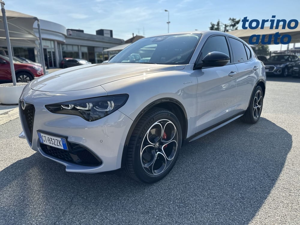 Alfa Romeo Stelvio usata a Torino (3)