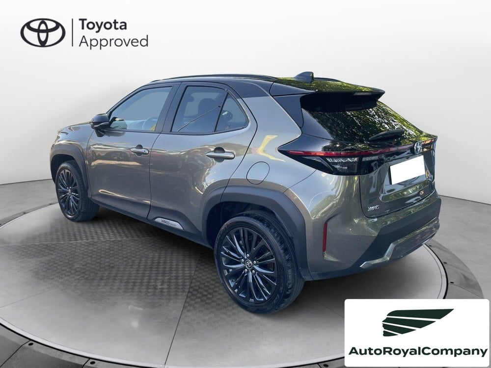 Toyota Yaris Cross usata a Roma (3)