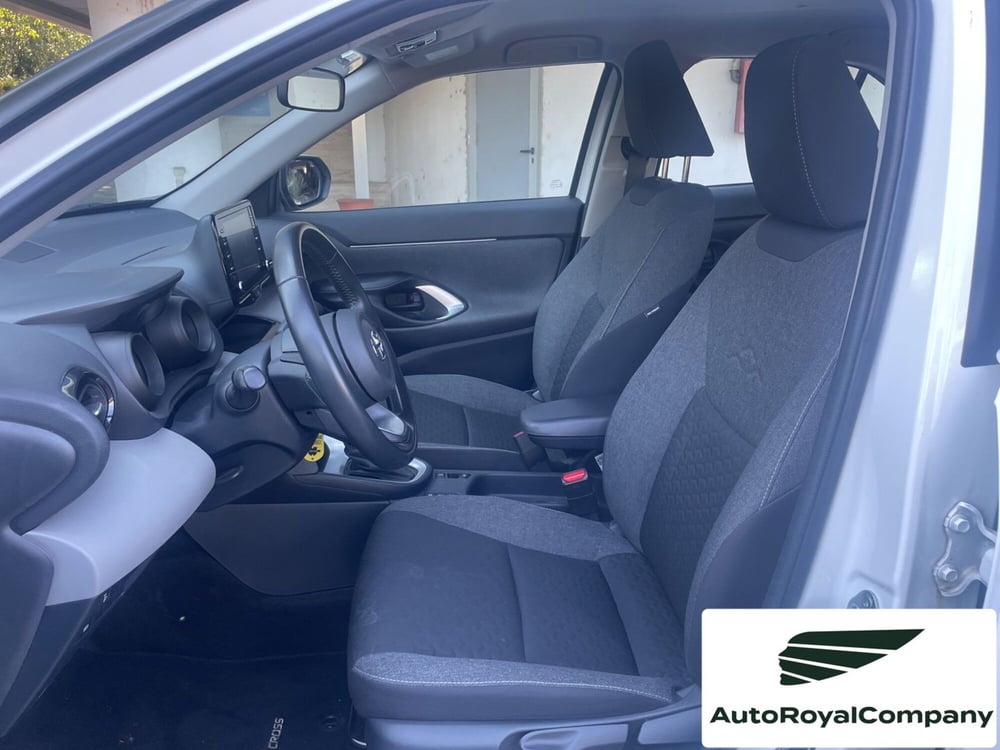 Toyota Yaris Cross usata a Roma (10)