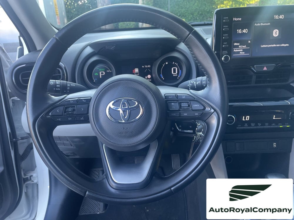 Toyota Yaris Cross usata a Roma (13)