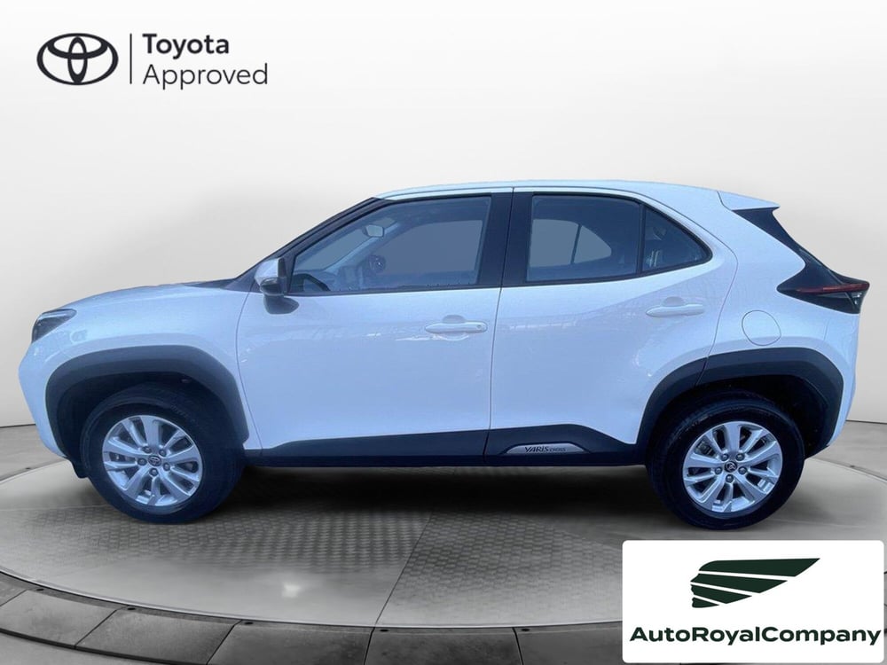 Toyota Yaris Cross usata a Roma (3)