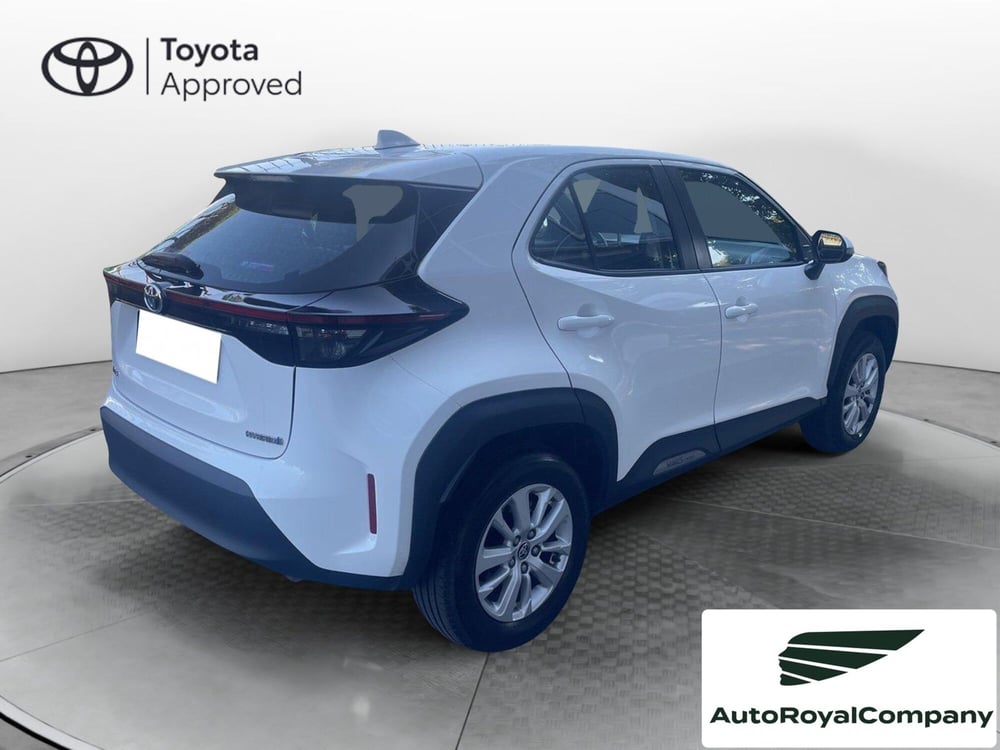 Toyota Yaris Cross usata a Roma (6)