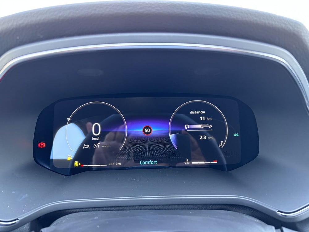 Renault Captur nuova a Ancona (14)