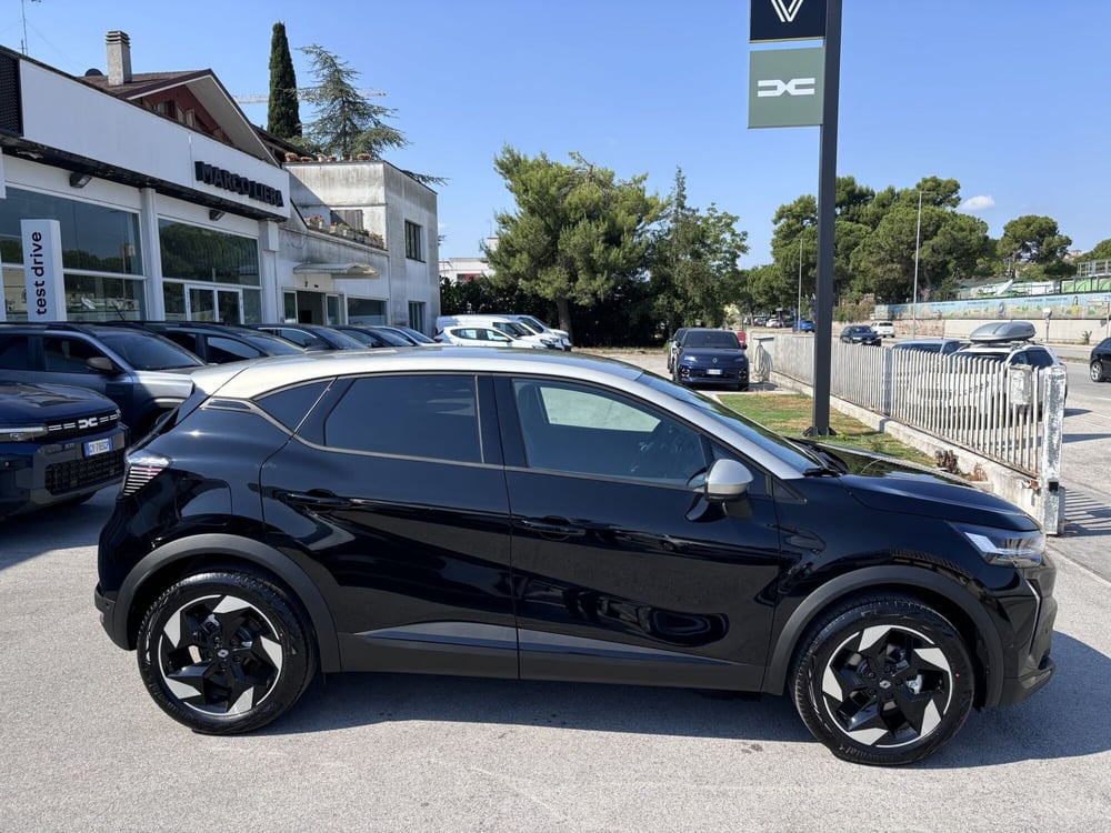 Renault Captur nuova a Ancona (4)