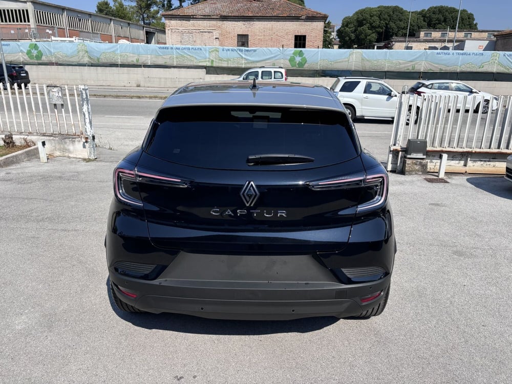 Renault Captur nuova a Ancona (6)