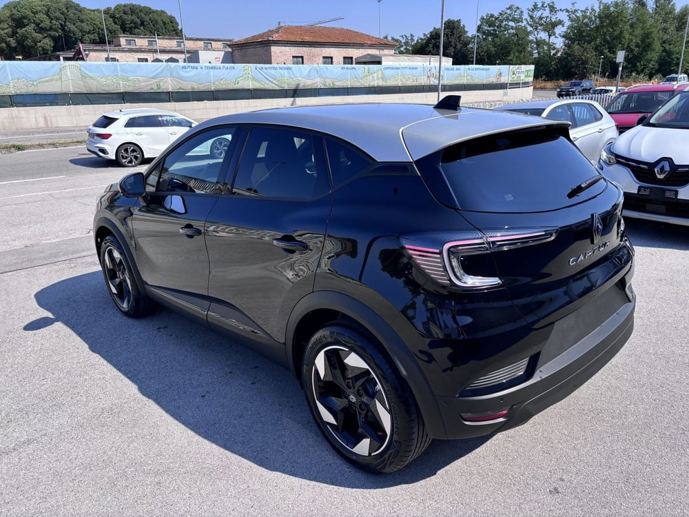 Renault Captur nuova a Ancona (7)