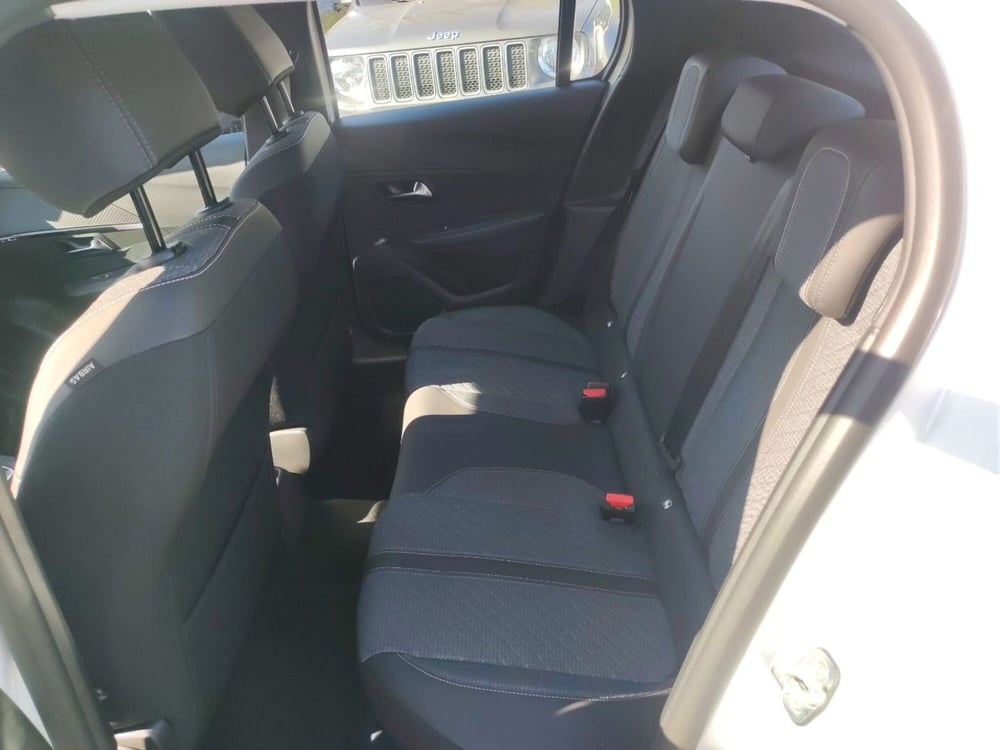 Peugeot 208 nuova a Latina (10)