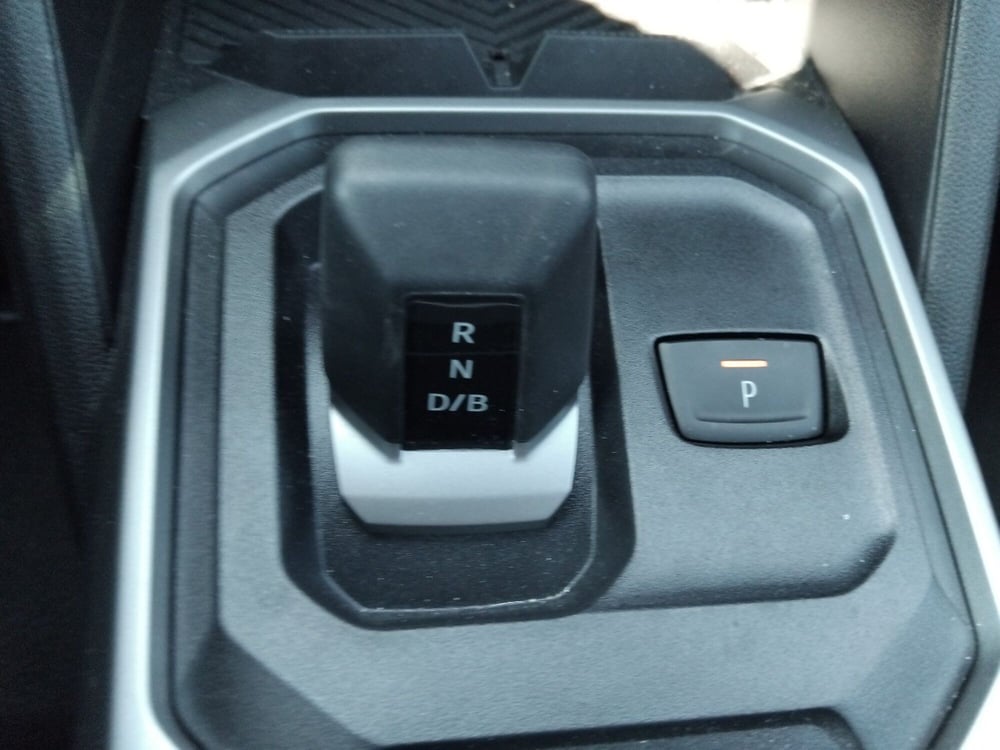 Dacia Duster usata a Latina (17)