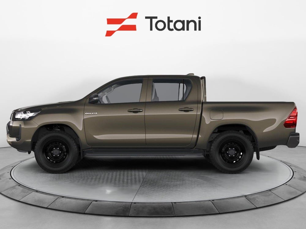 Toyota Hilux nuova a L'Aquila (3)