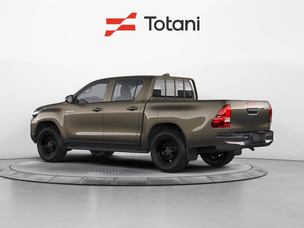 Toyota Hilux nuova a L'Aquila (4)