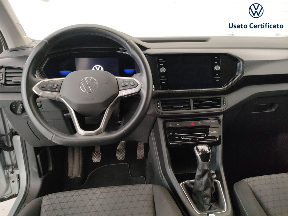 Volkswagen T-Cross usata a Varese (12)
