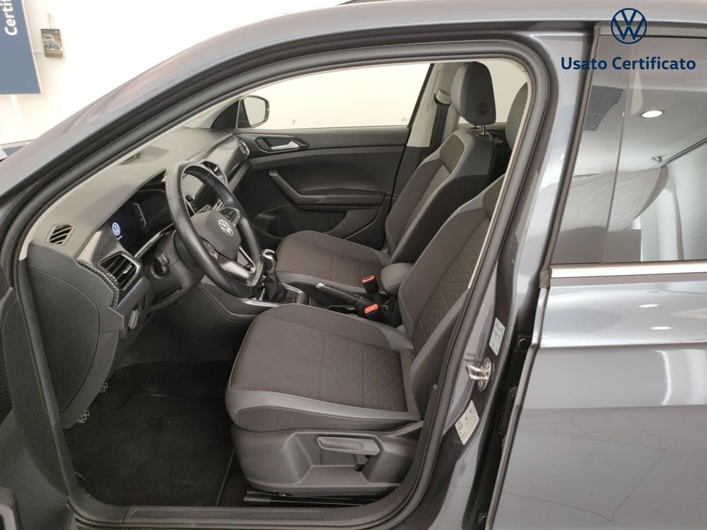 Volkswagen T-Cross usata a Varese (11)
