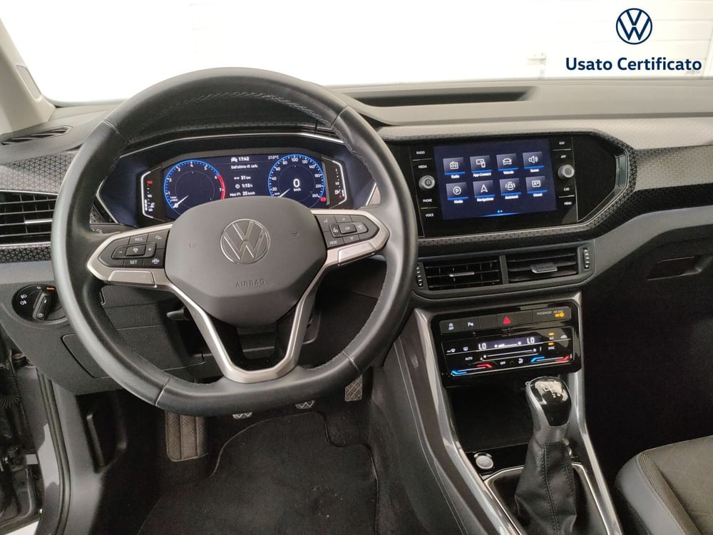 Volkswagen T-Cross usata a Varese (15)