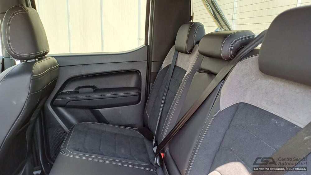 Volkswagen Amarok nuova a Bologna (10)