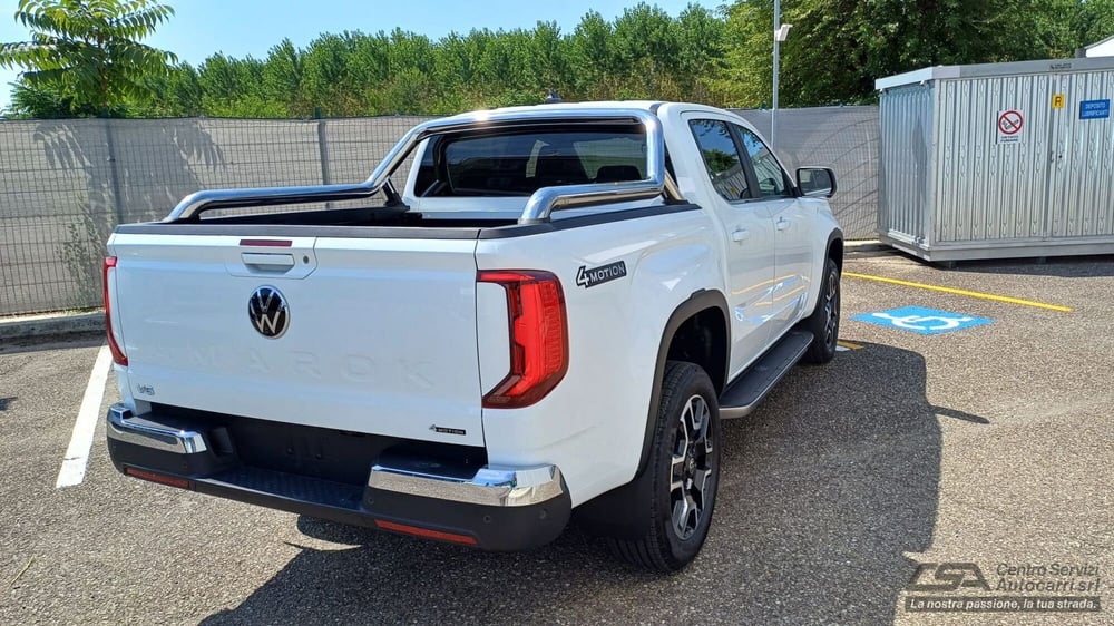 Volkswagen Amarok nuova a Bologna (8)