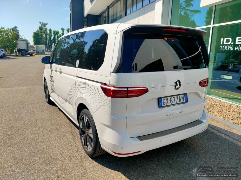 Volkswagen Multivan usata a Bologna (11)