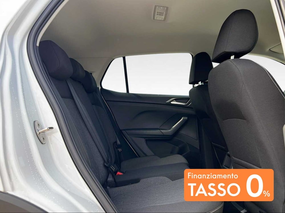 Volkswagen T-Cross nuova a Siena (13)