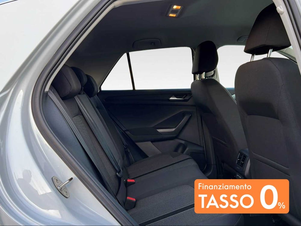 Volkswagen T-Roc nuova a Grosseto (13)