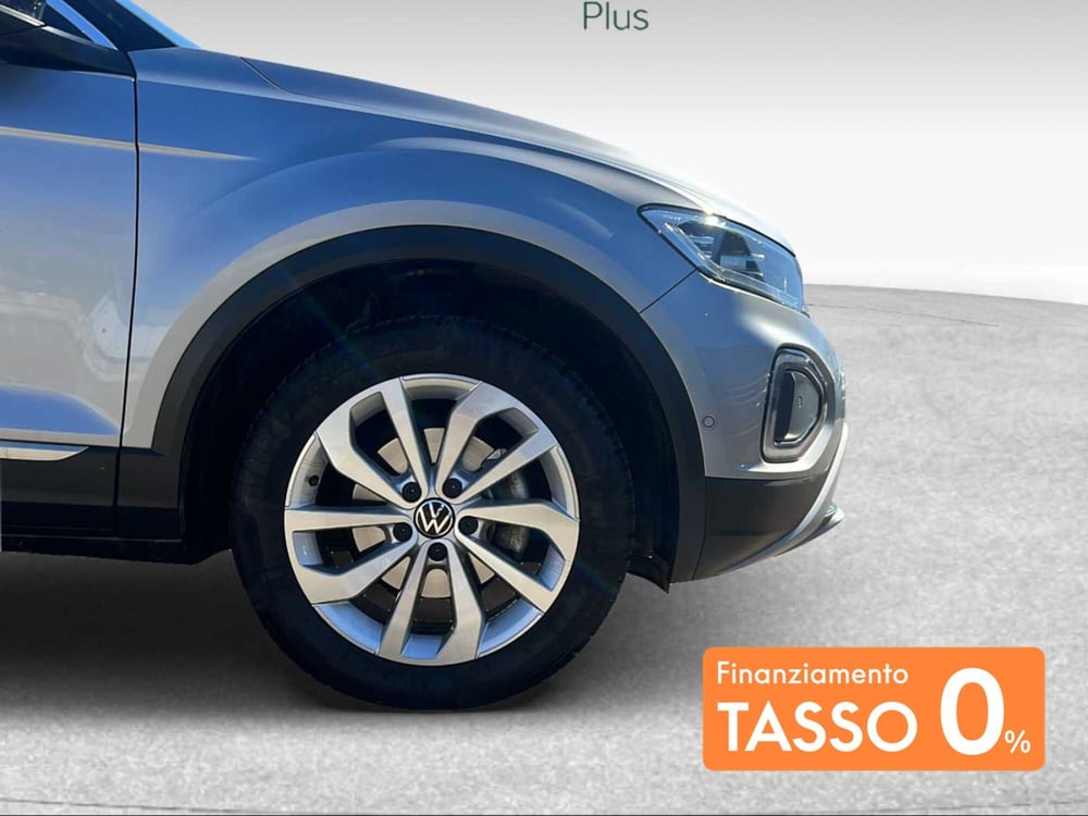 Volkswagen T-Roc usata  (2)
