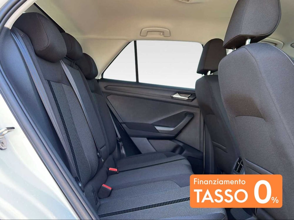 Volkswagen T-Roc nuova a Grosseto (13)