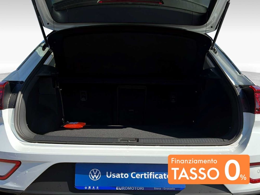 Volkswagen T-Roc nuova a Grosseto (14)