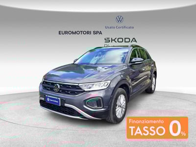 Volkswagen T-Roc 2.0 tdi Life 115cv del 2024 usata a Monteriggioni