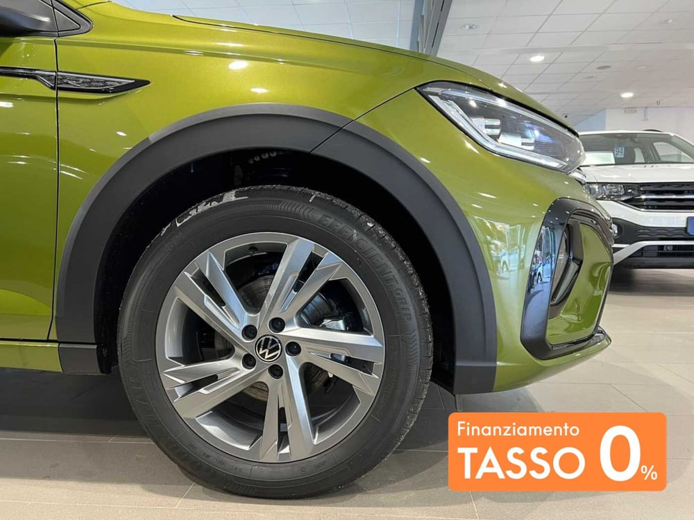 Volkswagen Taigo nuova a Siena (15)