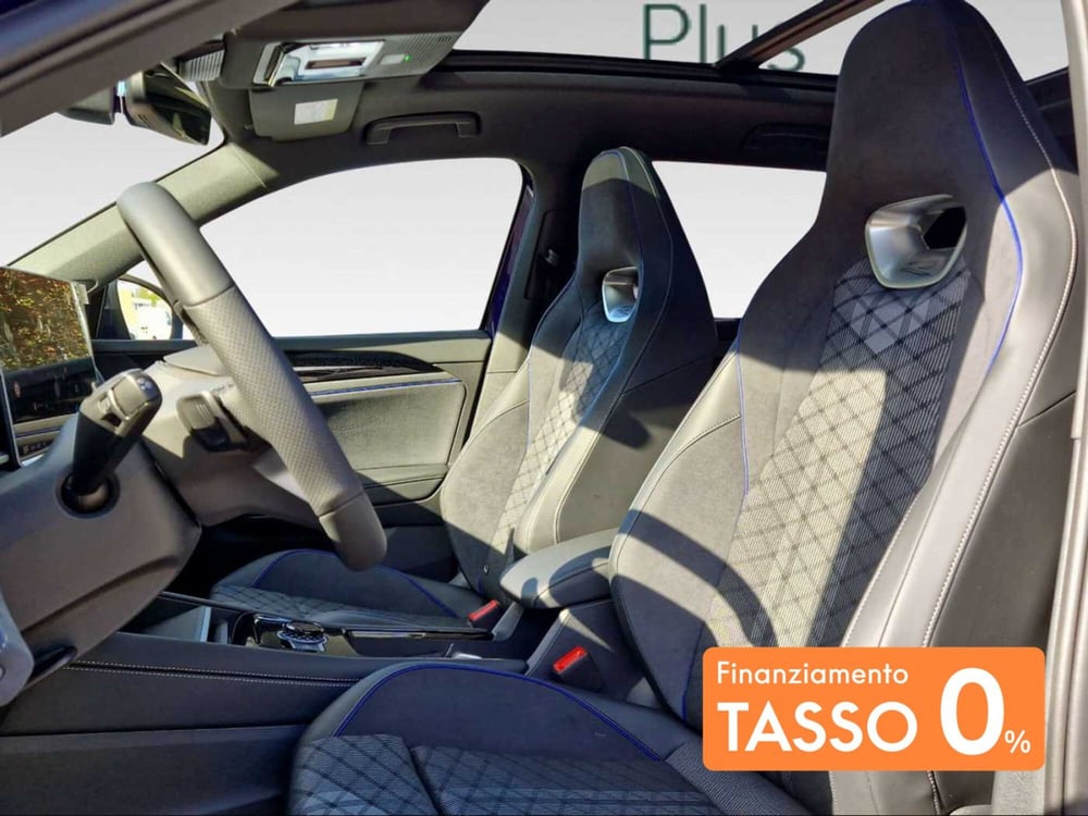 Volkswagen Tayron nuova a Siena (11)