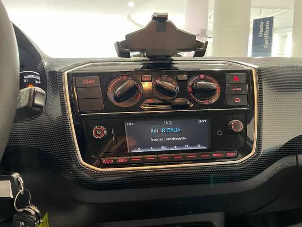 Volkswagen up! usata a Genova (12)