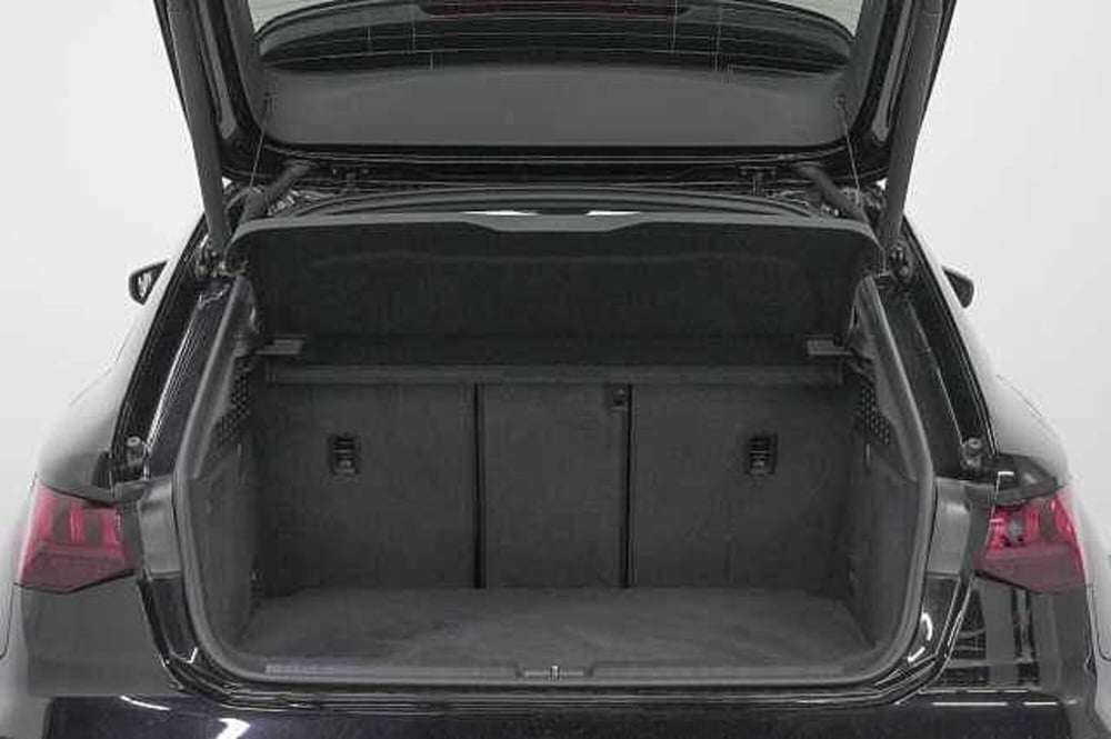 Audi RS 3 Sportback usata a Como (10)