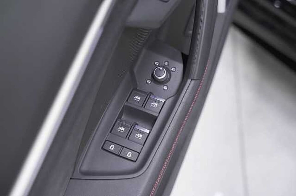 Audi RS 3 Sportback usata a Como (18)