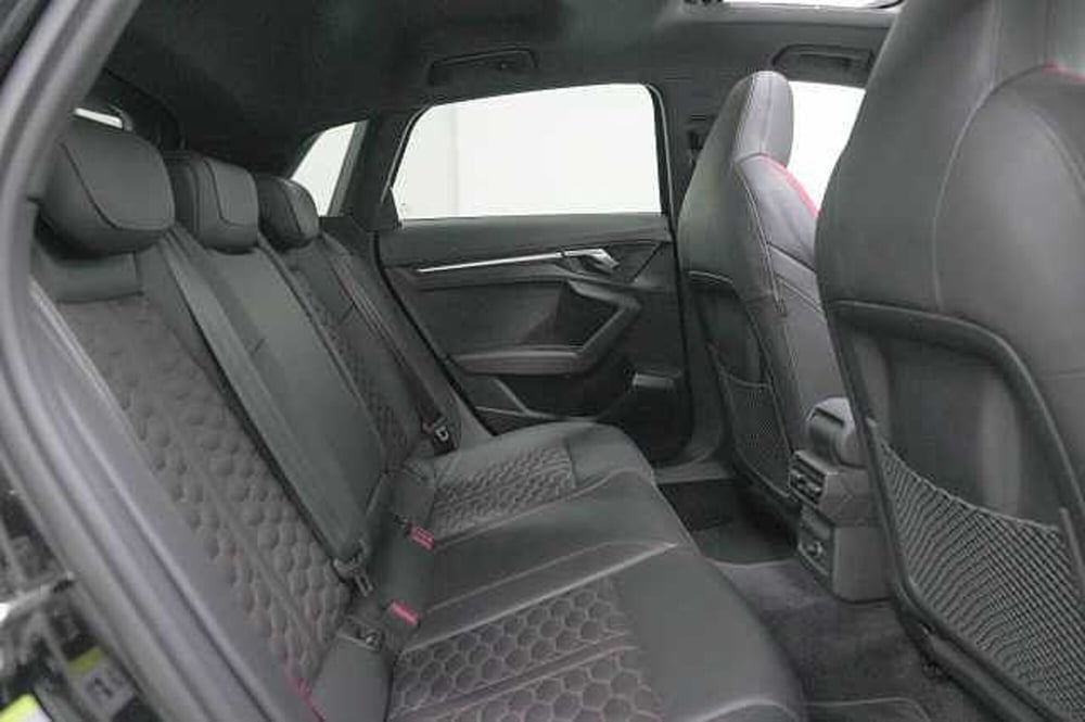 Audi RS 3 Sportback usata a Como (9)