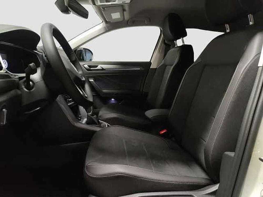 Volkswagen T-Roc nuova a Como (8)