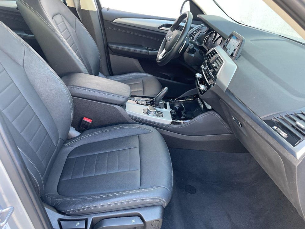 BMW X4 usata a Lecce (18)