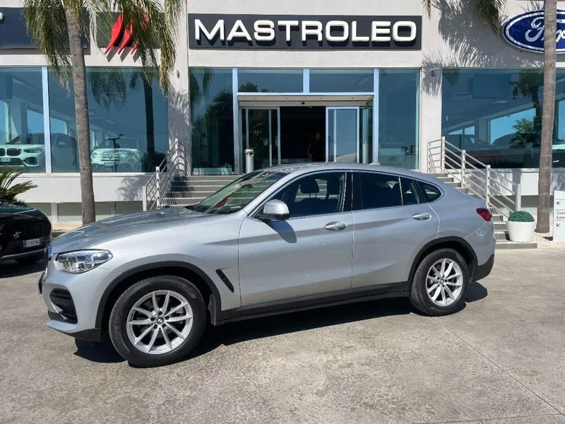 BMW X4 usata a Lecce (4)