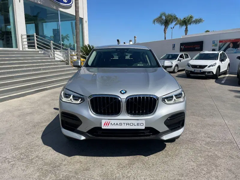 BMW X4 usata a Lecce (6)